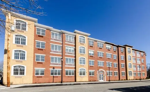 Fachada de 21 Lakeside Ave, Pompton Lakes